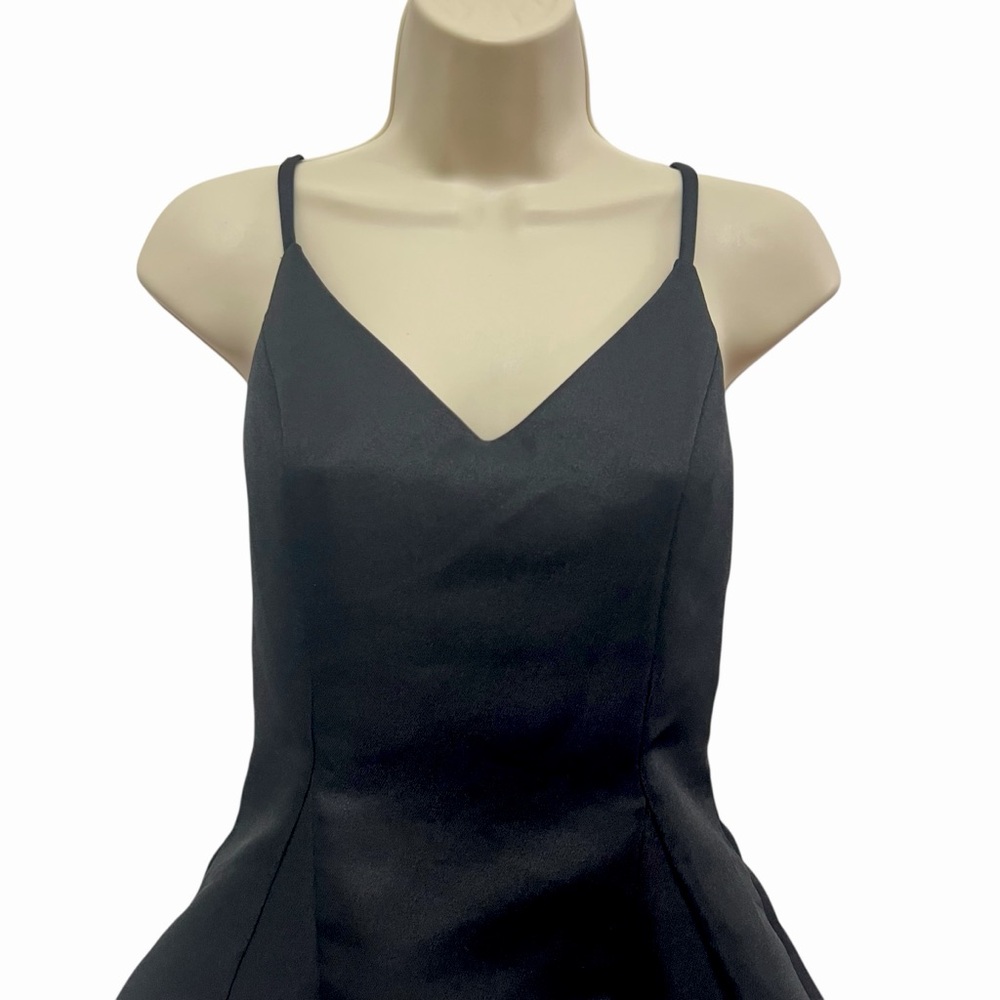 TOBI WOMENS SWEETHEART PEPLUM DEEP BACK CUT BLACK SHORTS ROMPER SIZE SMALL - Picture 5 of 10